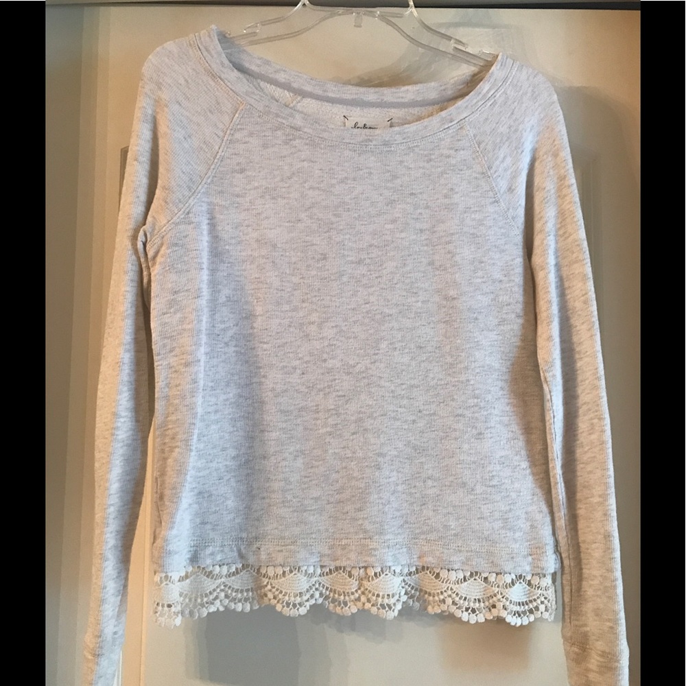 Lou & Grey sweater like top. XS. Super soft!!!